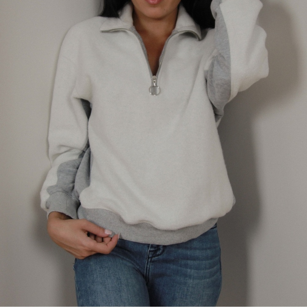Riley Sweatshirt